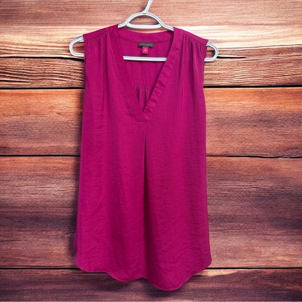 VINCE CAMUTO Hot Pink V-Neck Blouse - Picture 3 of 4